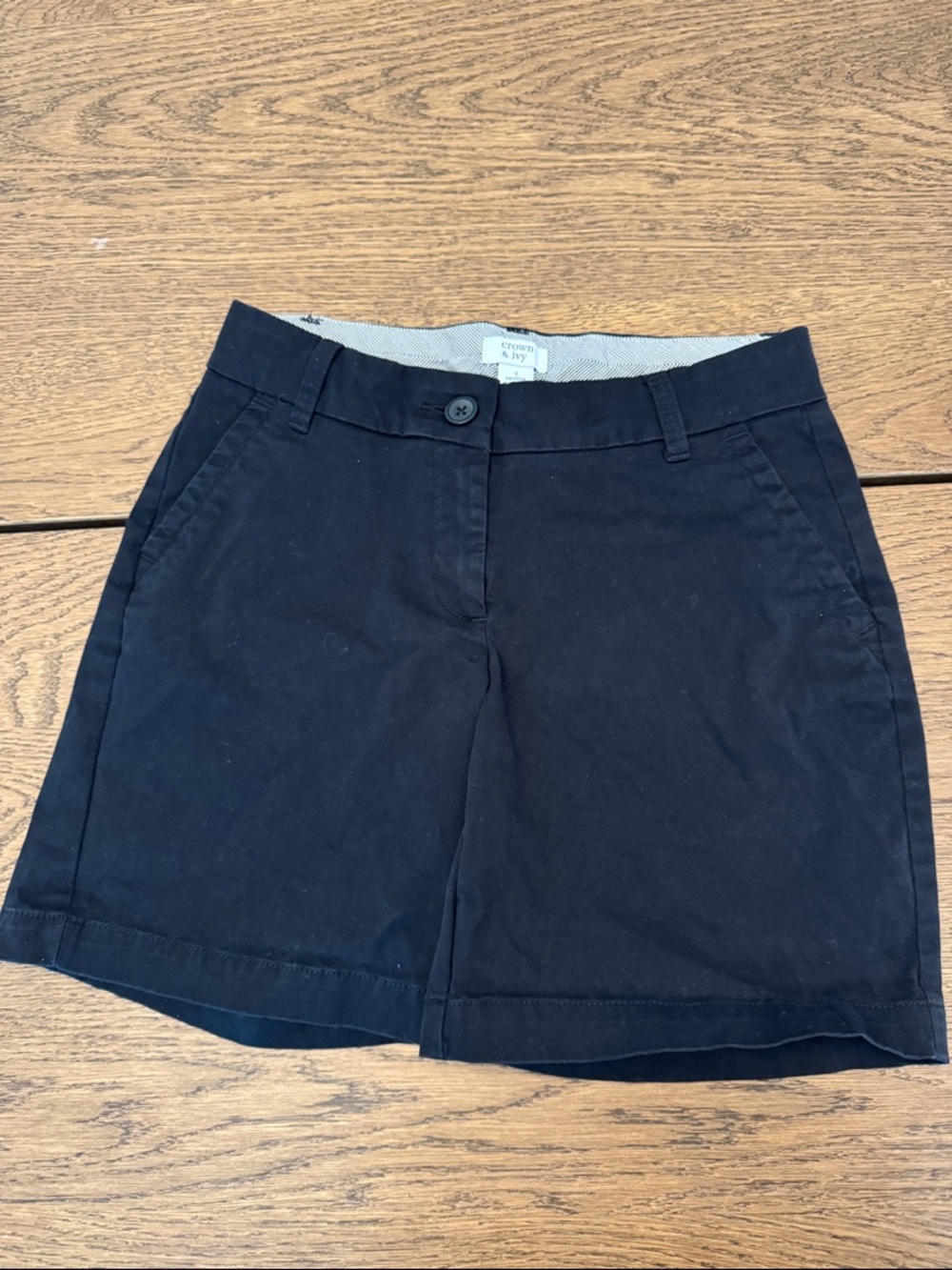 crown & ivy Black Cotton Caroline Shorts
